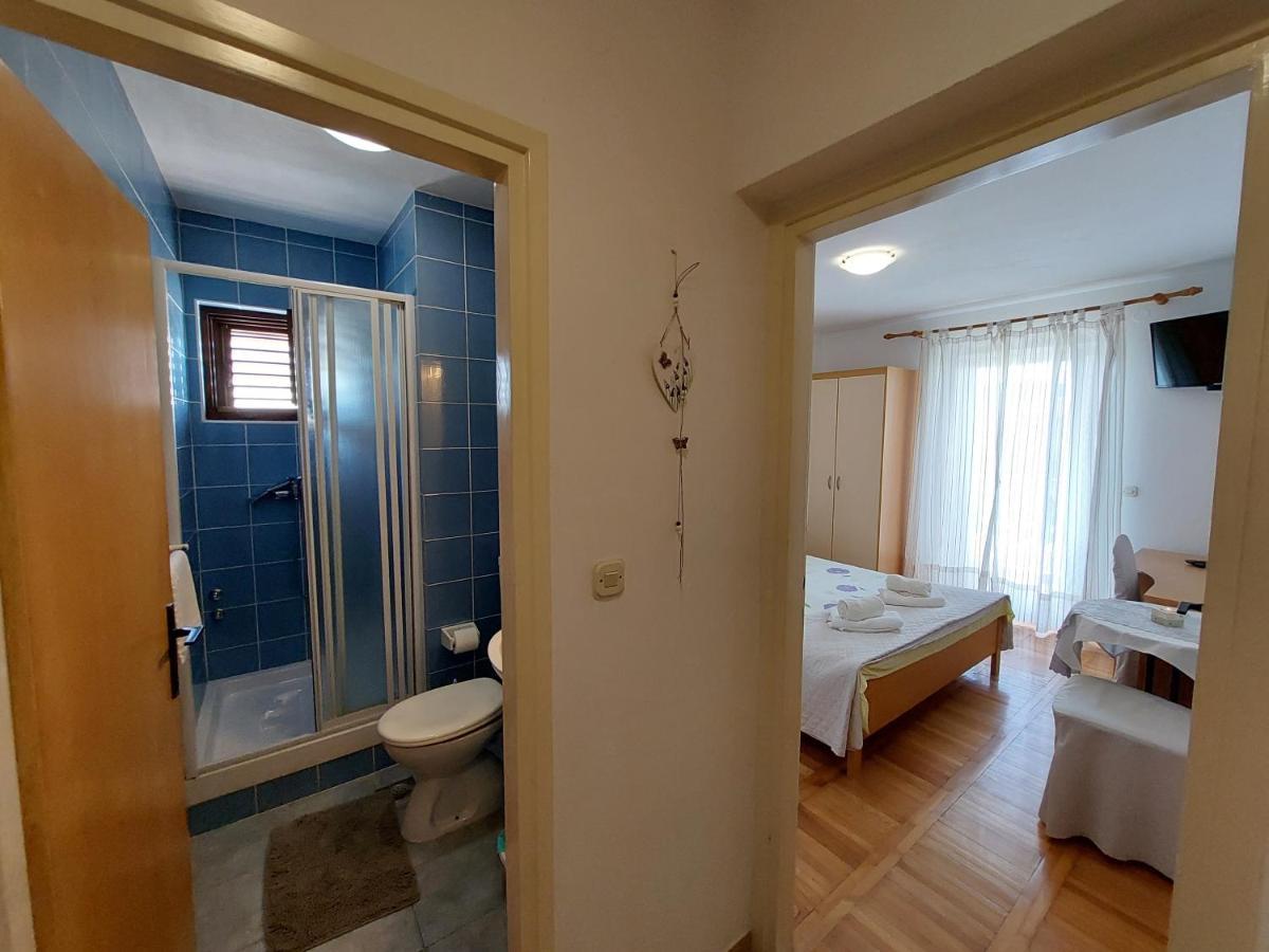 Apartmani Rahela Vodice Extérieur photo