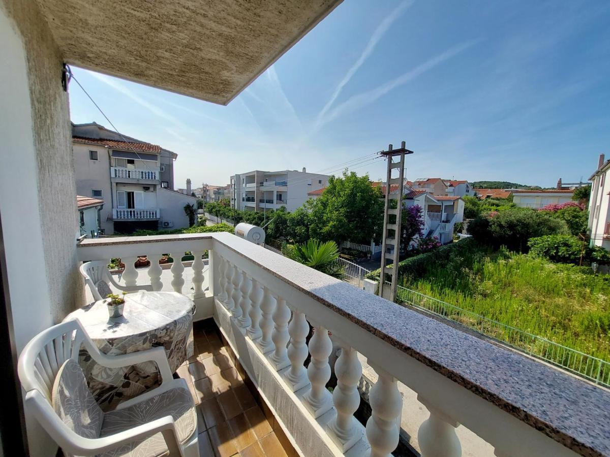 Apartmani Rahela Vodice Extérieur photo